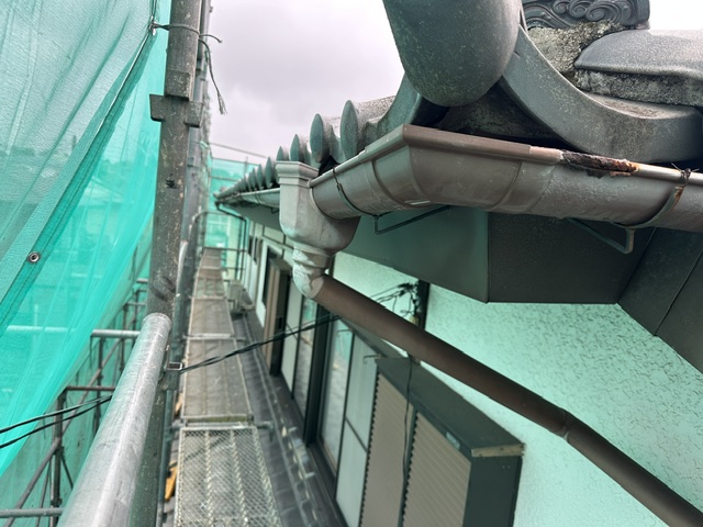 施工前の雨樋の状態