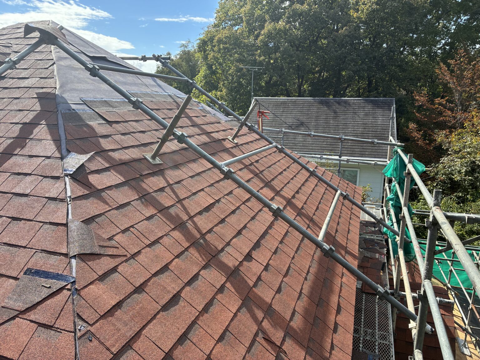 施工途中の屋根の状態です