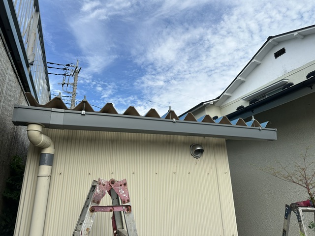 雨樋取り付け終了
