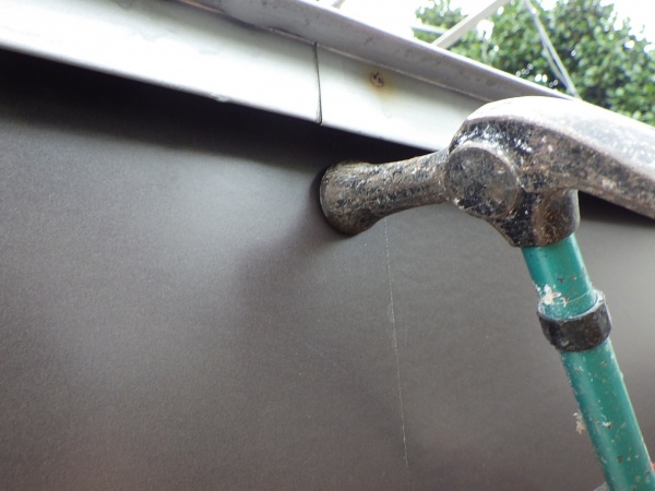 宇都宮市の破風板金巻き工事でシーリング材で防水処理をしました