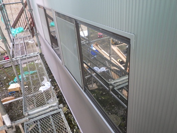 宇都宮市でニチハ外壁材を取り付け補修終了して外壁カバー工事が完工