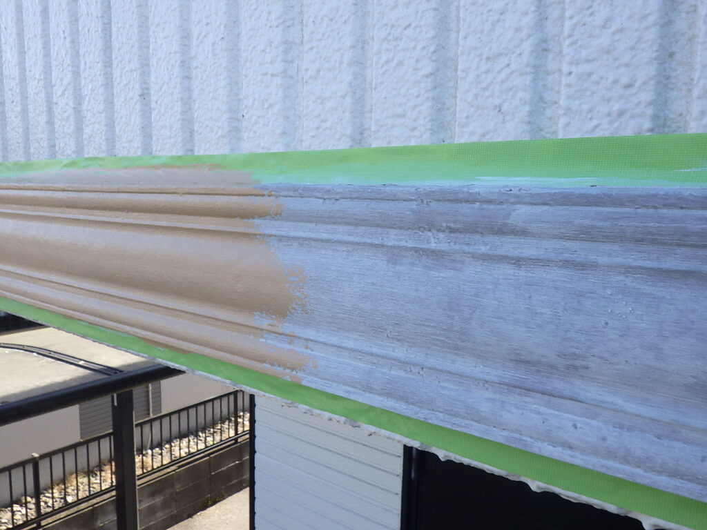 幕板の中塗り中です