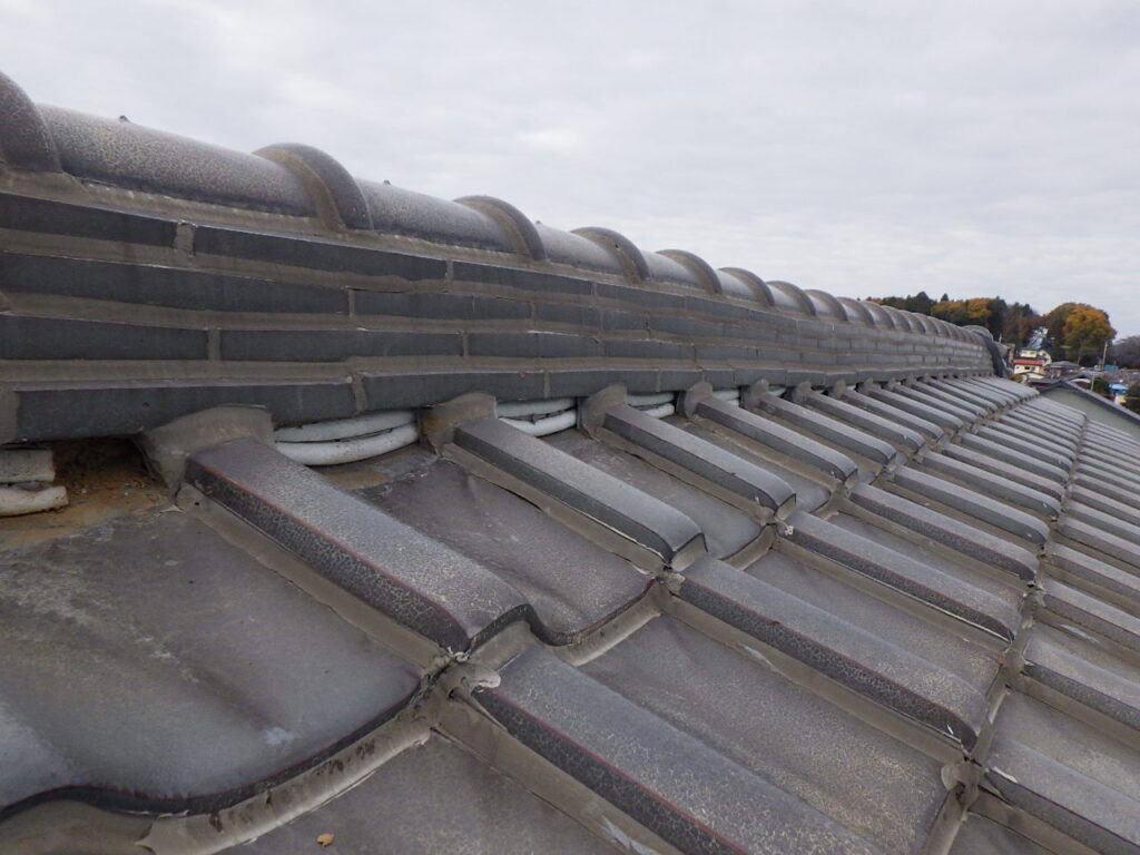 施工前の大棟の状態です