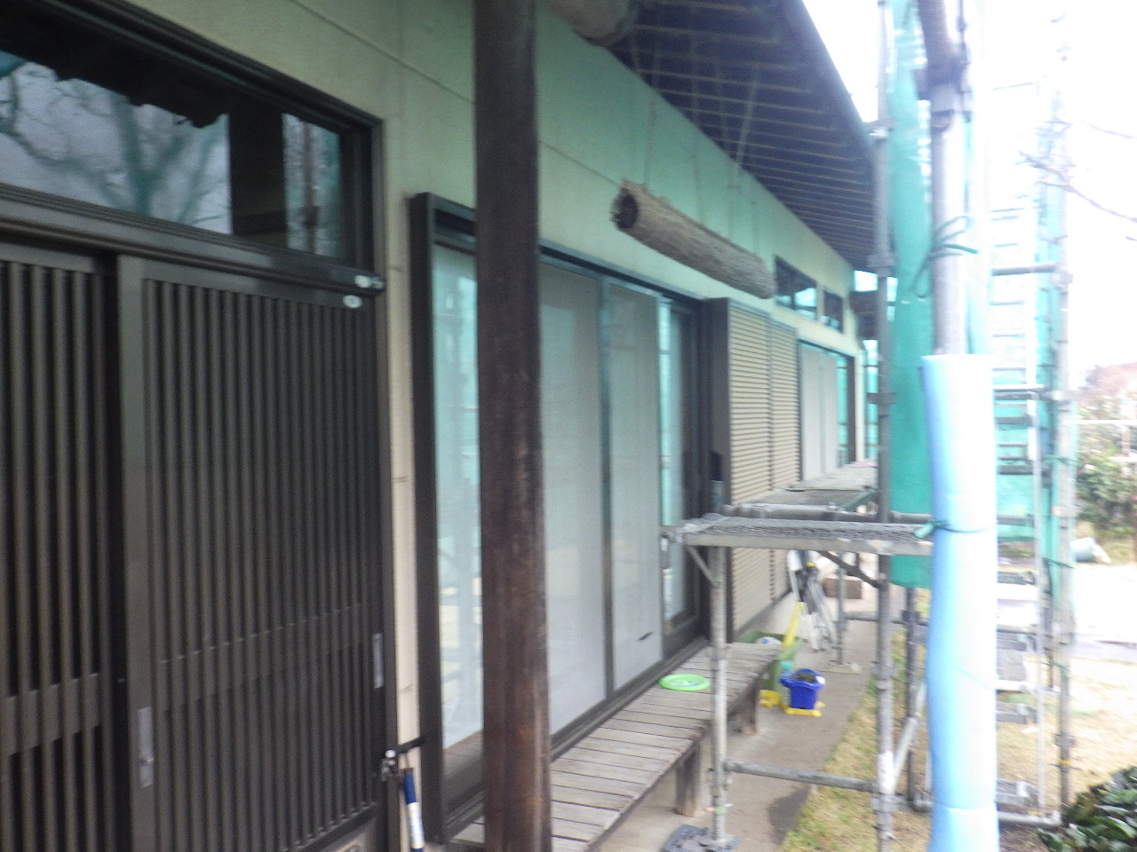 益子町で平屋ALC外壁の塗装工事が着工しました。