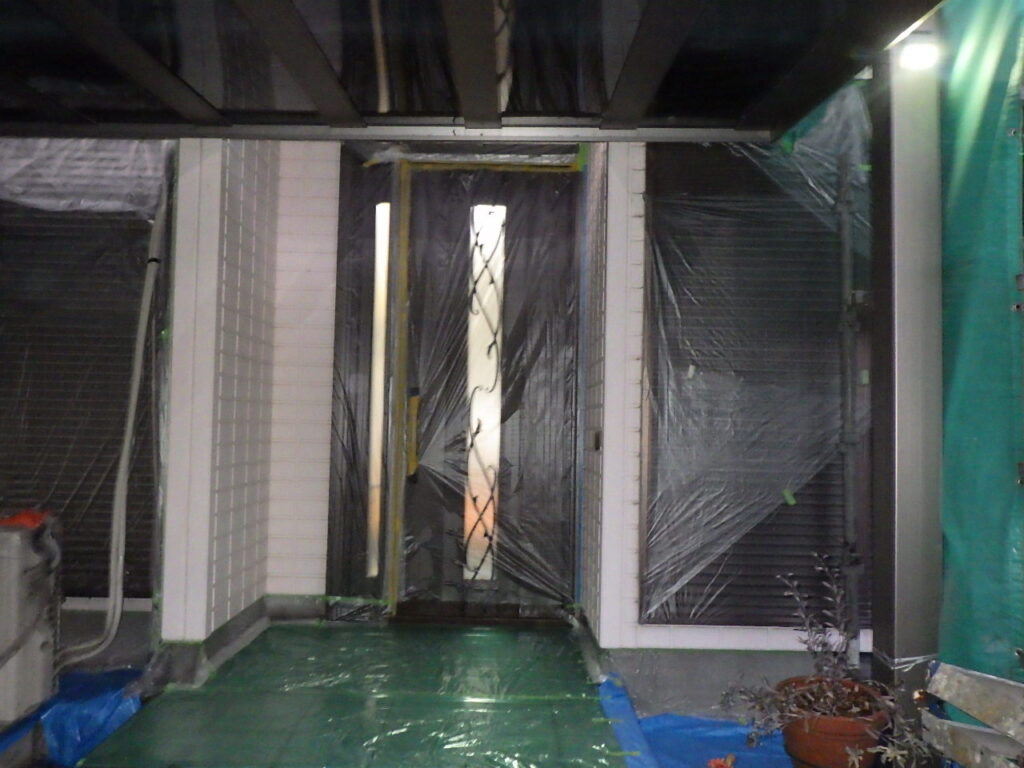 宇都宮市でマスカーテープやガムテープで外壁塗装用養生