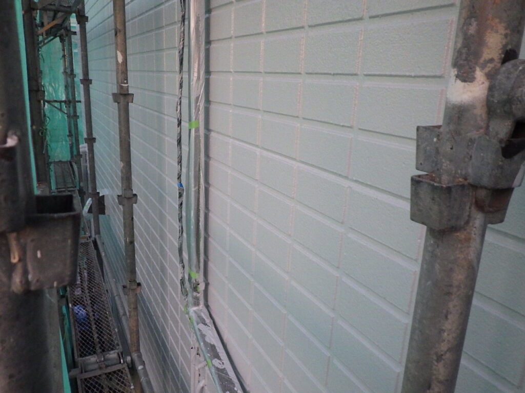 下段外壁上塗り終了です