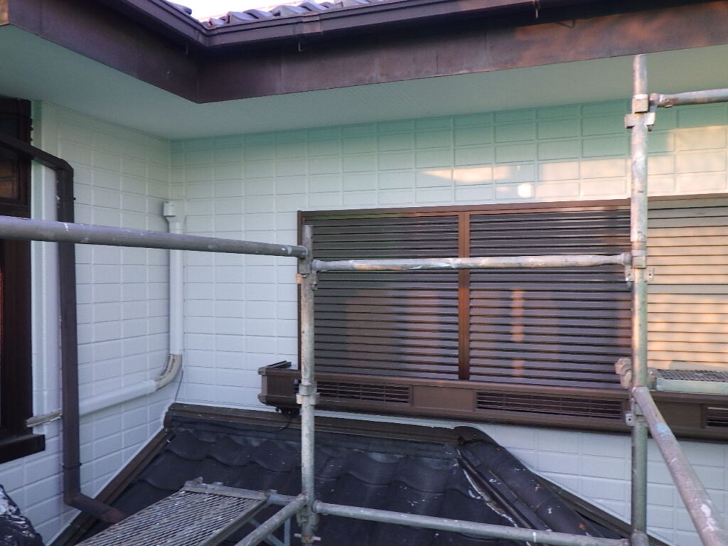 外壁養生撤去終了です