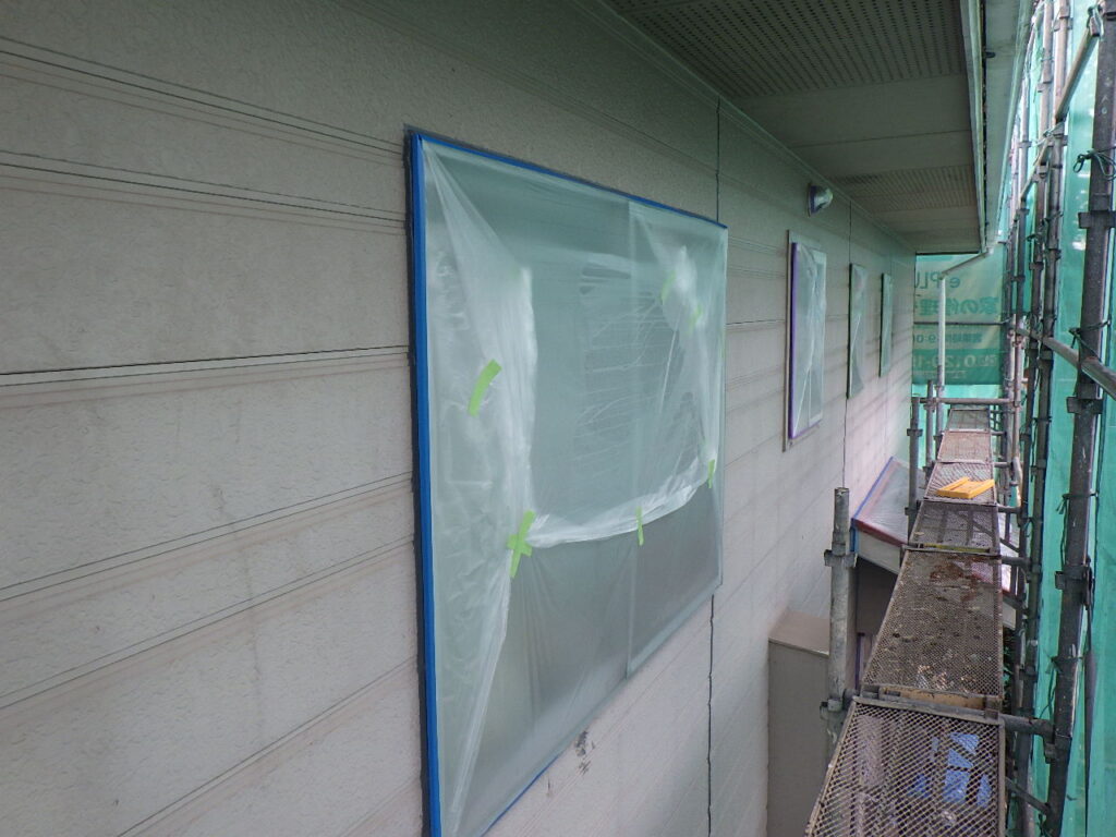 外壁塗装用の養生終了