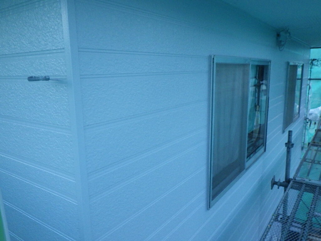 外壁上塗り塗装終了