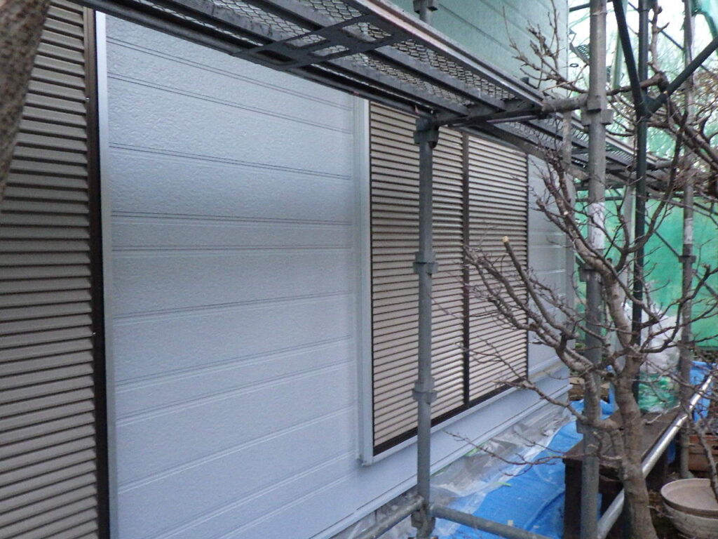 外壁上塗り塗装終了