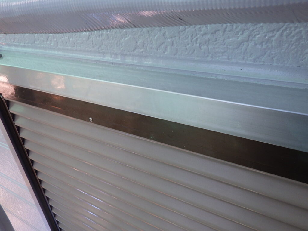 サッシ枠の清掃終了