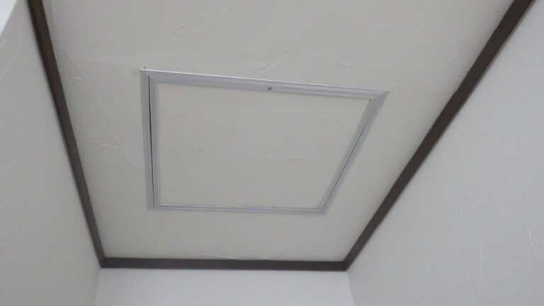 点検口の取り付け終了です