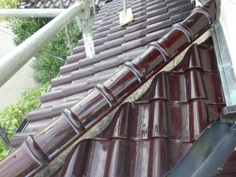 下屋根の完工です