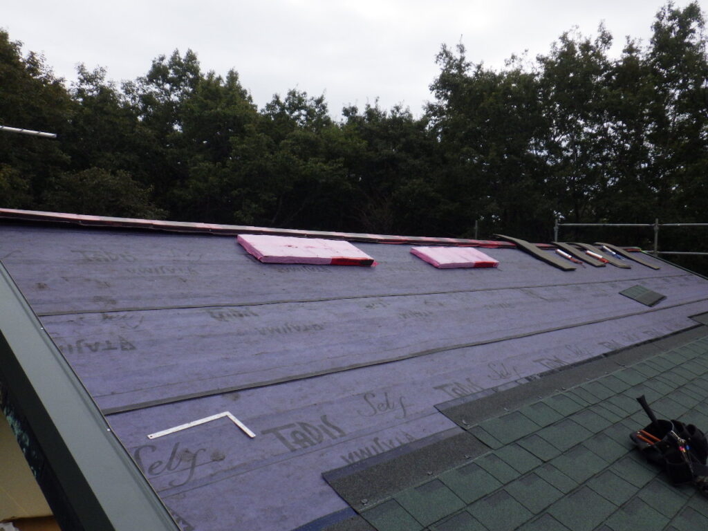 那須町でアスファルトシングルカバー工事が完工しました