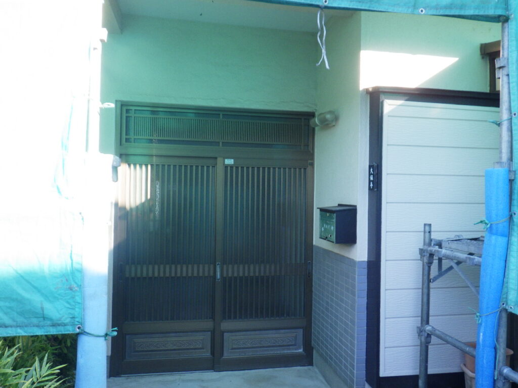 宇都宮市で窯業系サイディングの塗装工事が着工しました