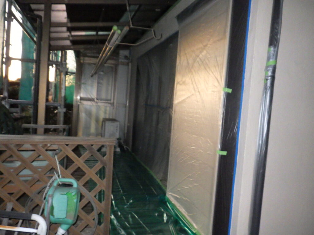 宇都宮市で外壁塗装工事用の養生をしました