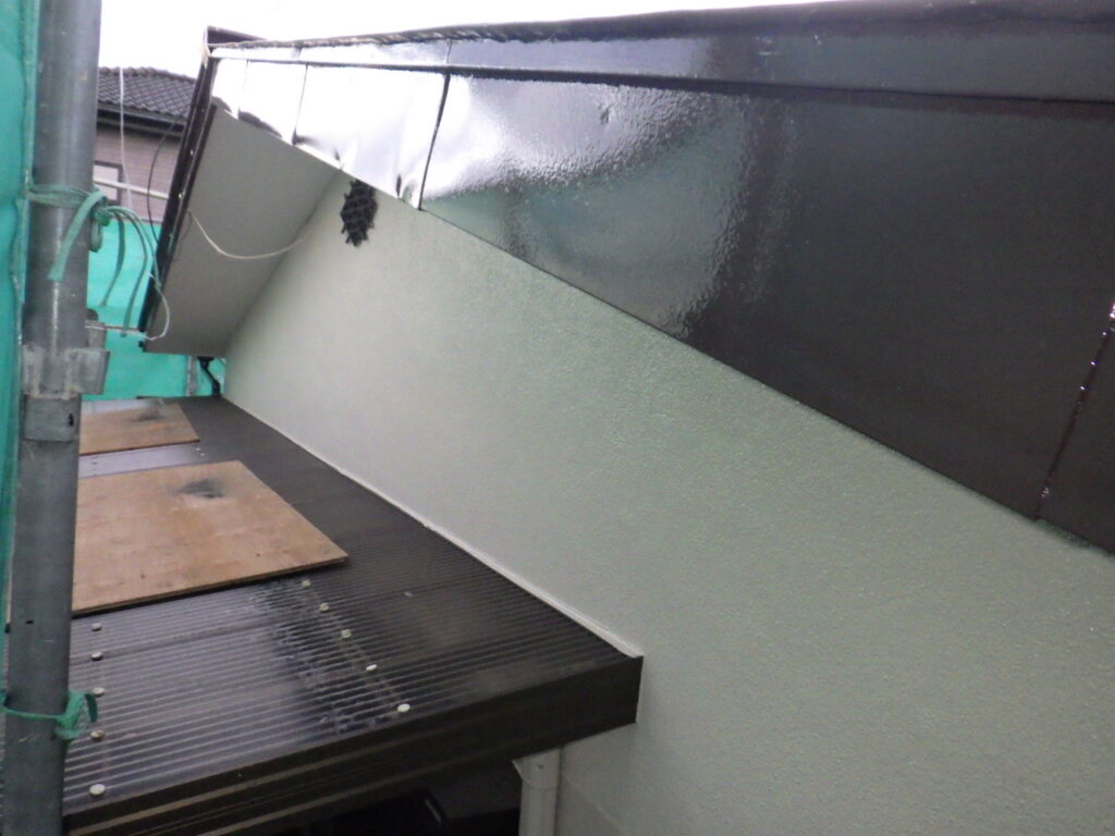 外壁付帯物の塗装終了です