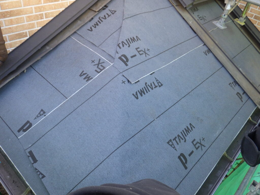 ルーフィング貼り付け終了です