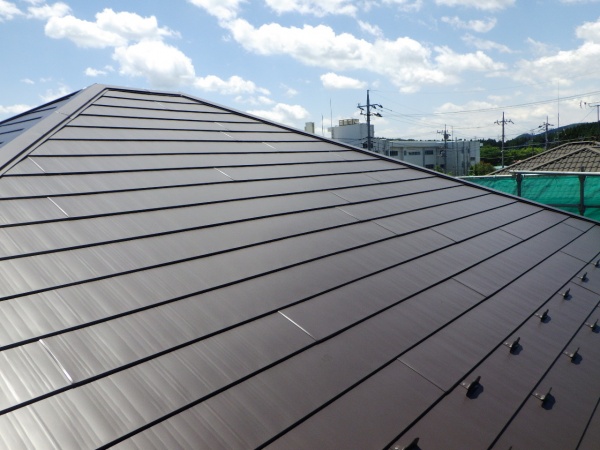 宇都宮市で大屋根のカバー工事完工　下屋根ルーフィング役物板金