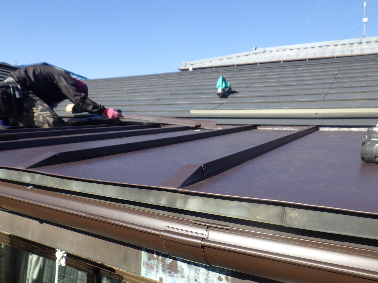 エプロンの取り付け中です