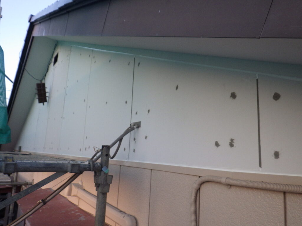 施工前の妻壁の状態