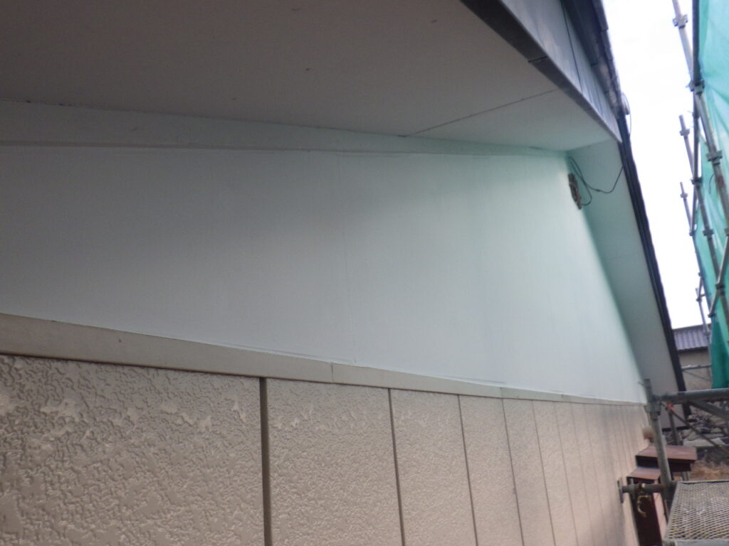 宇都宮市で壁材のケイカル板塗装　ケイカル板を塗装する理由