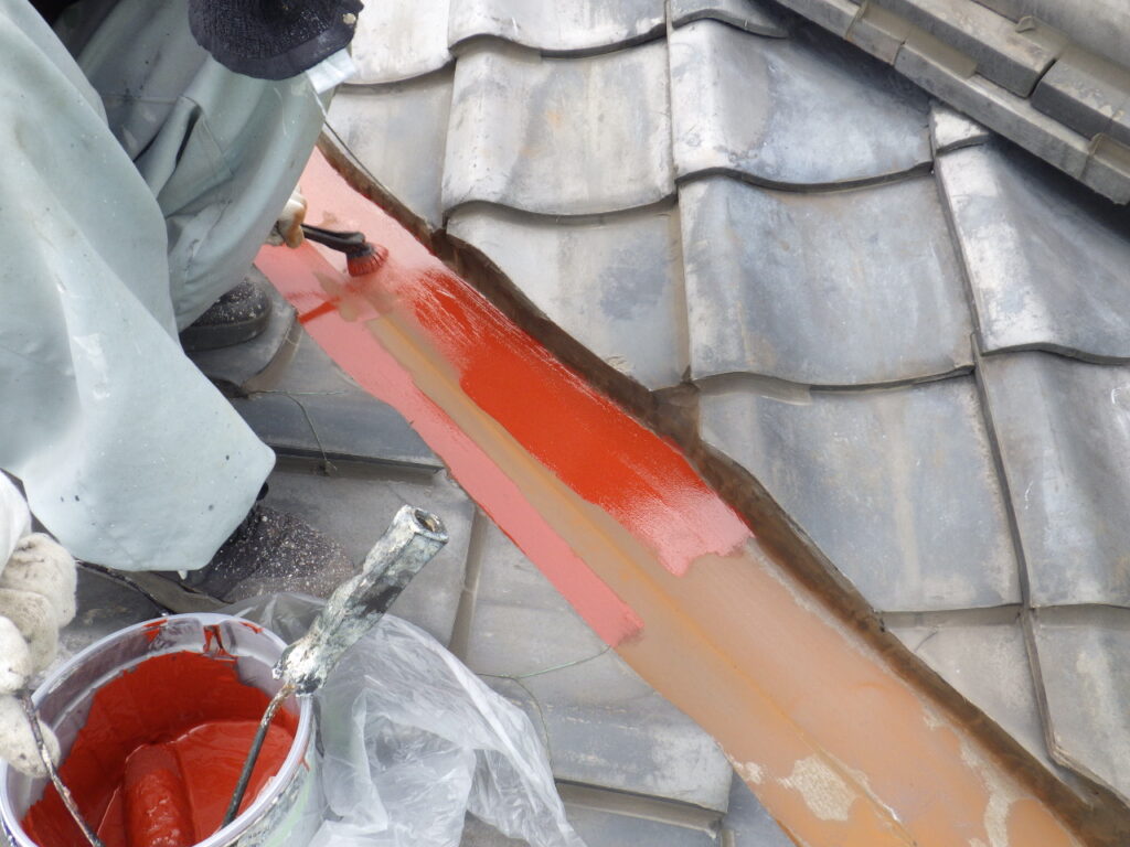 錆止め塗装中