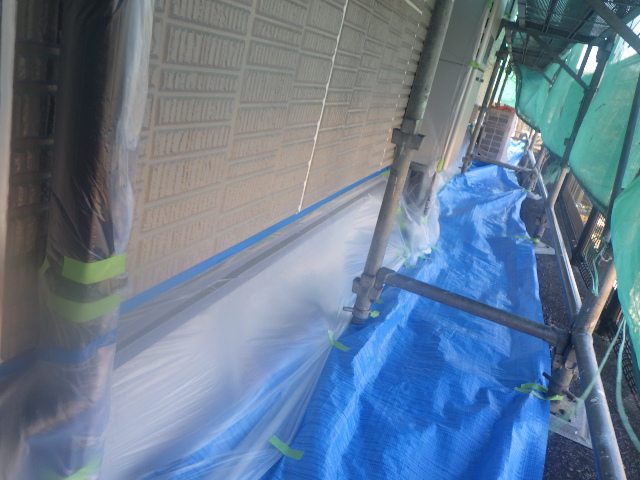 宇都宮市でアレスダイナミックフィラーを使い下塗りをしました