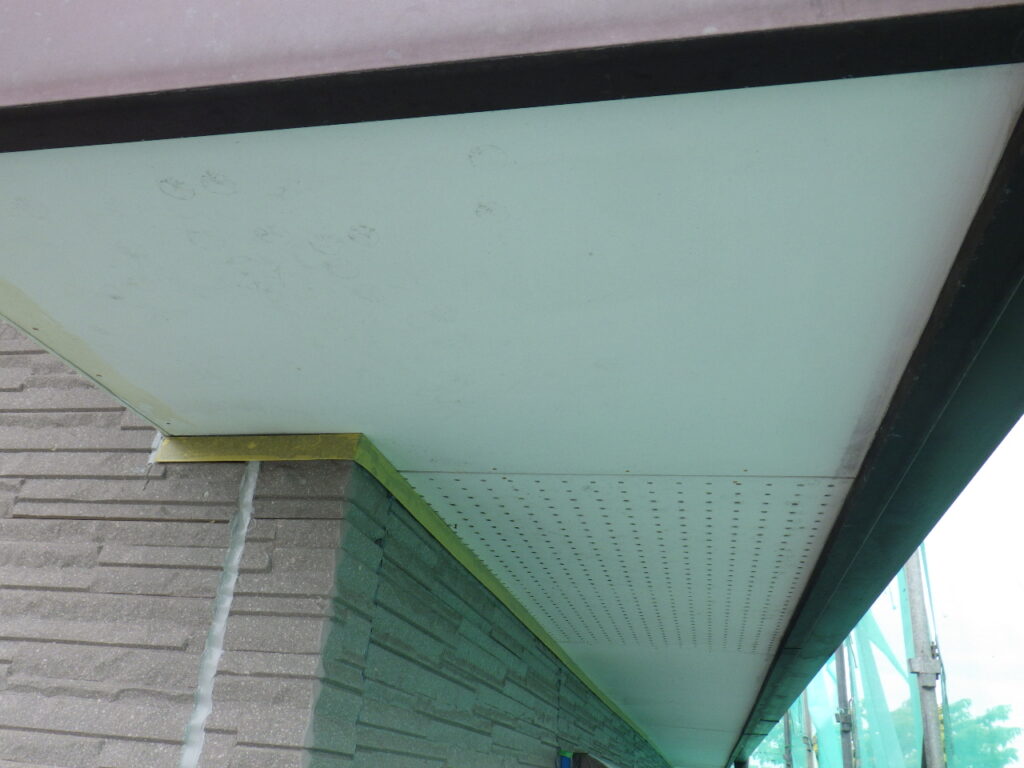 施工前の軒天