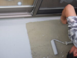 ベランダ床の塗装