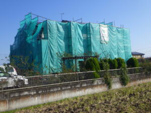 宇都宮市で屋根外壁塗装工事が着工しました。