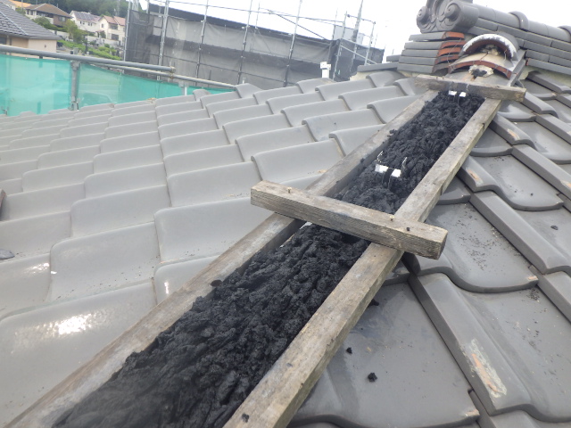 棟の土台（なんばん）の再施工