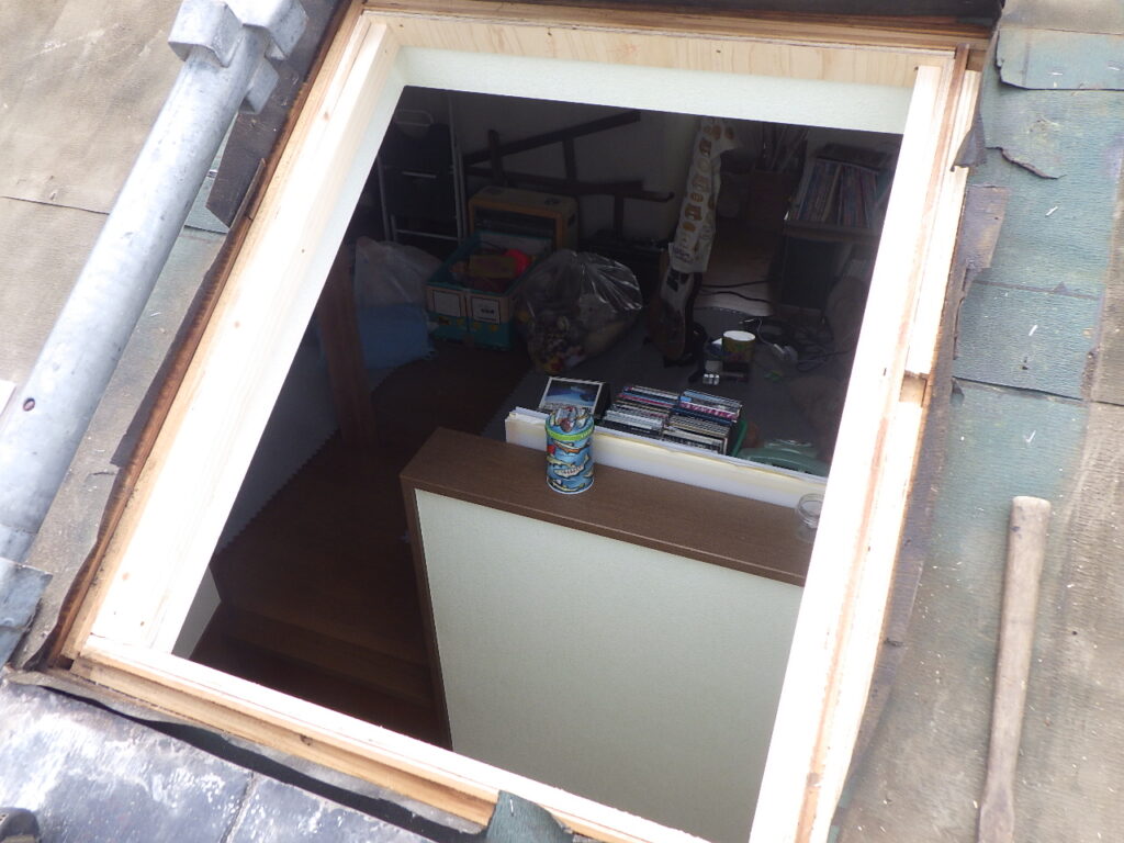 天窓下地の固定終了です