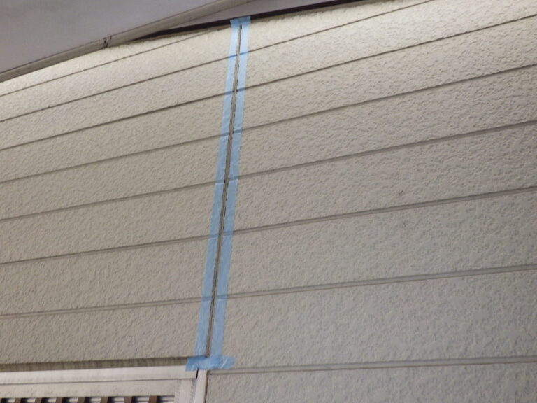 サイディング目地養生をしました