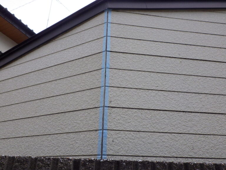 サイディング目地養生をしました