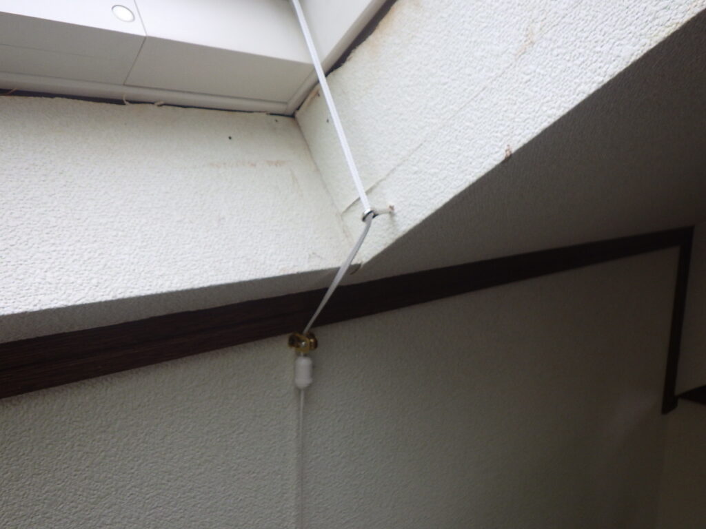 開閉ひもの取り付け終了です