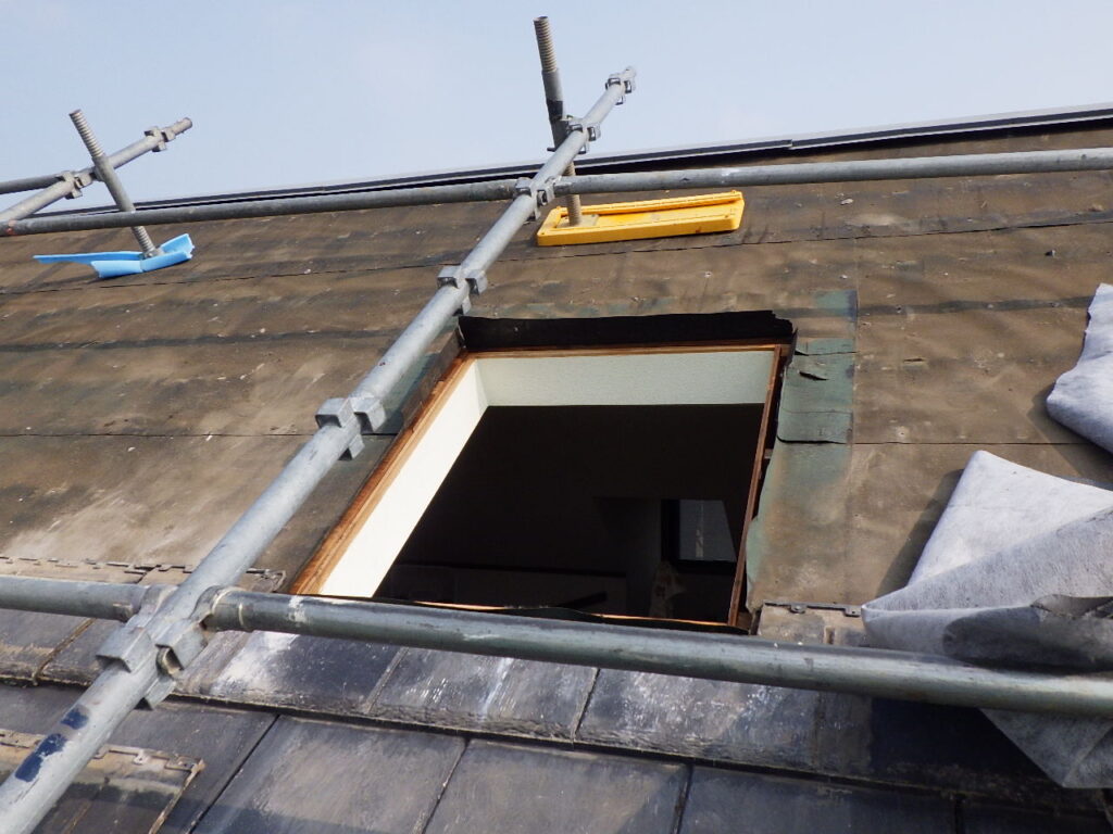 天窓下地の撤去終了です