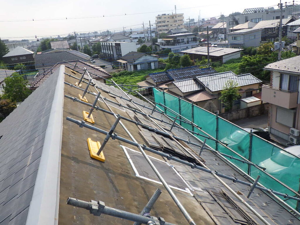 天窓穴の雨養生終了です
